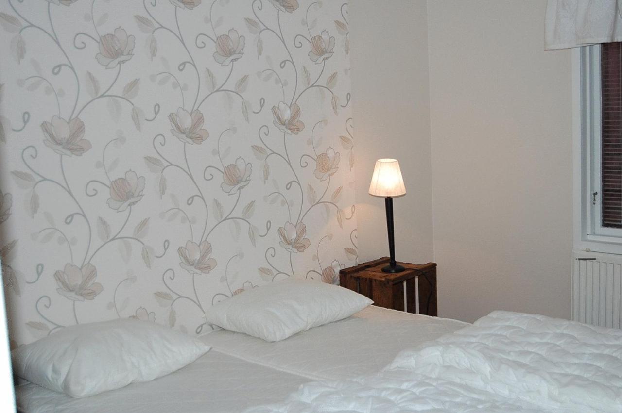 Vanga Hostel Room photo